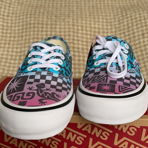 VANS AUTHENTIC SF TRIBAL CHECK WMNS - Picture 13 of 16